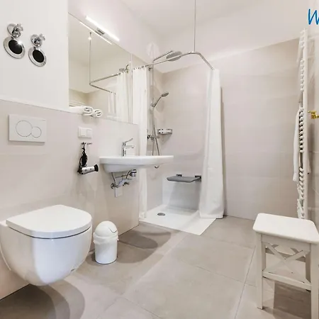 Haus Am Hoevt - 2 Appartement Goehren (Ruegen)