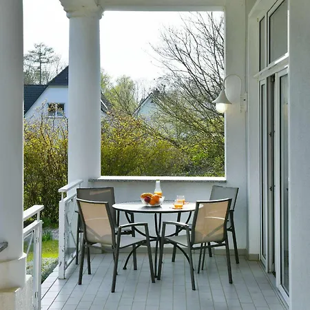 Haus Am Hoevt - 2 Apartament Goehren (Ruegen)